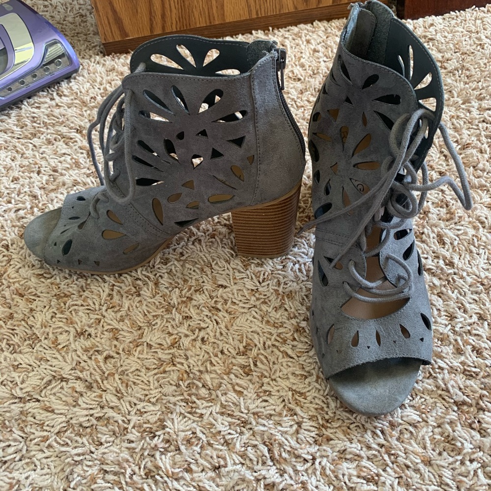Rampage heels